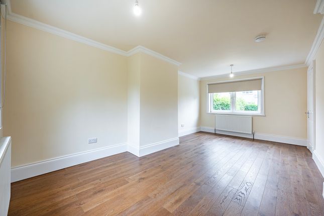 1 Munlochy Road, Glasgow photo 3