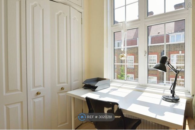 Flat  Brook House, Cranleigh Street, London photo 3