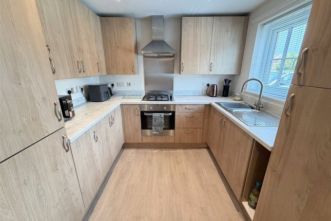 35, George Wynn Way, Telford photo 3