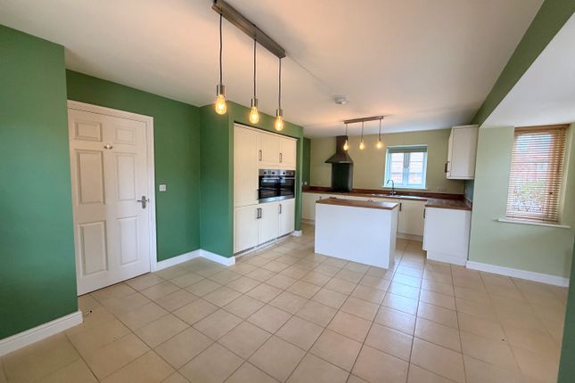 1, Queensbury Park Drive, Derby photo 3