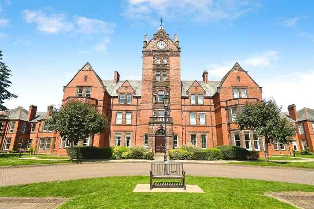 1-bed house on 8 St Edwards Hall, East Drive, Staffordshire, £103,500