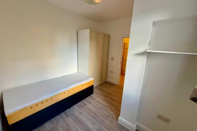 167A, Northfield Avenue, London photo 4