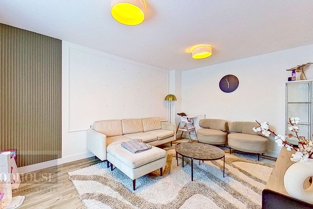 36, Elizabeth Gardens, Goffs Oak photo 2