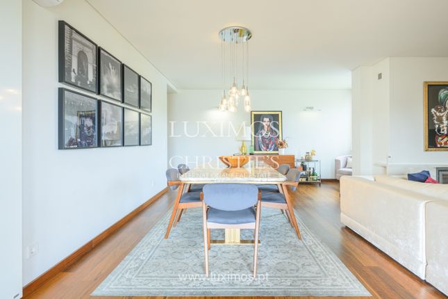 Apartment for sale in 4300 Porto, Portugal