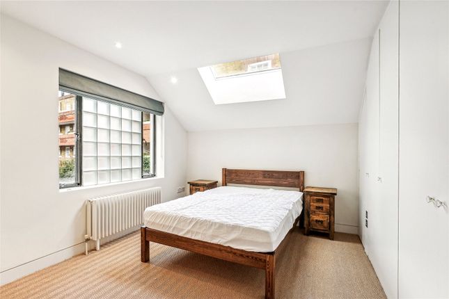 Detached house to rent in The Quad, 58 Battersea High Street, London