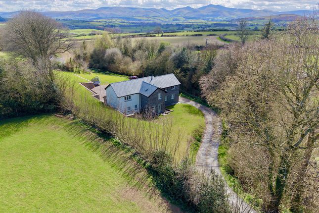 Cwm Cottage, Brecon photo 2