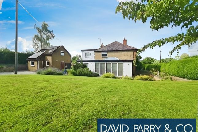 4 Bedroom Property With Land