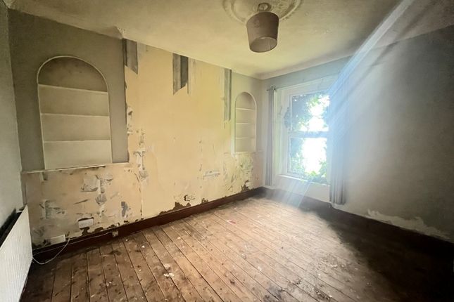 36 Clifton Street, Plymouth photo 3