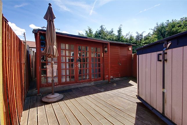 15, Glenloch Road, Enfield photo 2