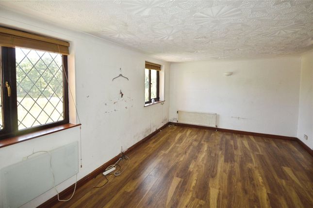64a, Sedgley Road, Staffordshire photo 3