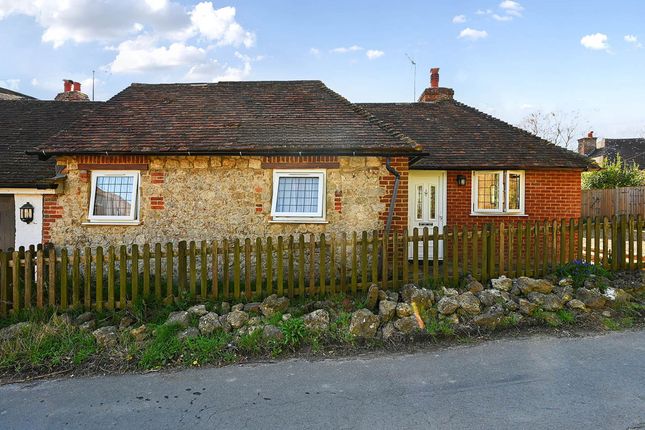 2-bed house on Stokes Cottage Bank Road, Ashford, £375,000