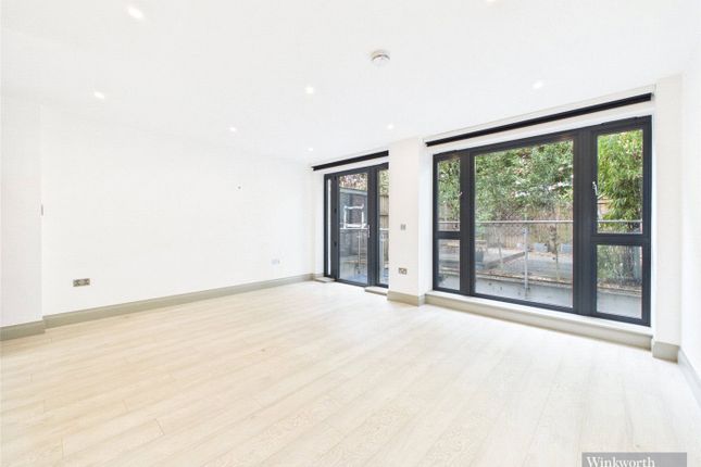 4, Indigo Square, Surbiton photo 4