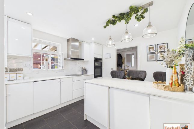 7, Llewellyn Drift, Kesgrave photo 3