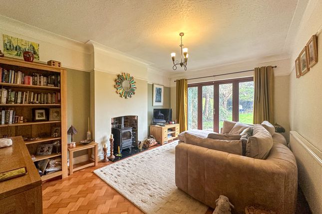 255 Pensby Road, Wirral photo 2