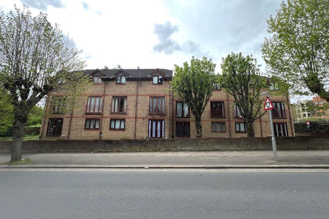 Maisonette for sale in Hawthorn Place, Erith