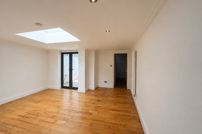 95a, Acre lane Brixton London, London photo 2