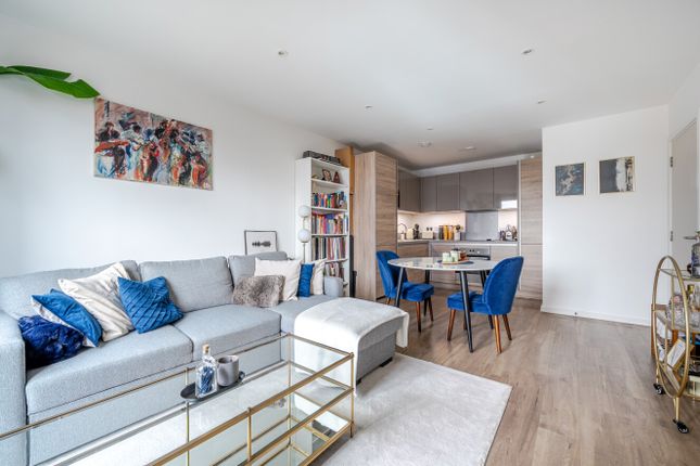 1-bed flat on Flat Forty Nine, Katie Court, London, £330,000