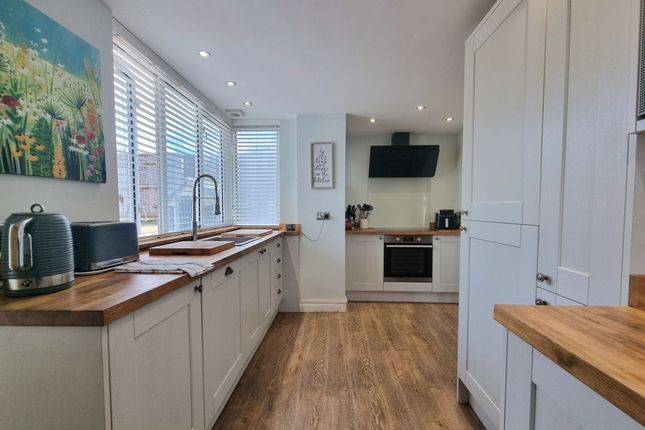 48 Bryntirion Hill, Bridgend photo 3