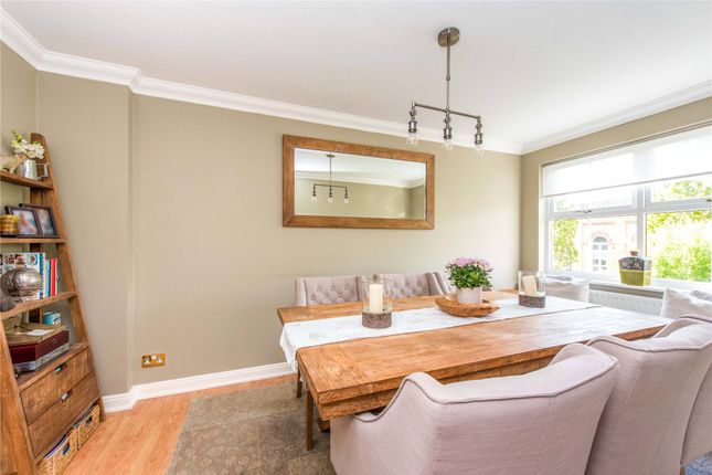 Town house for sale in Knaphill, Woking, Surrey