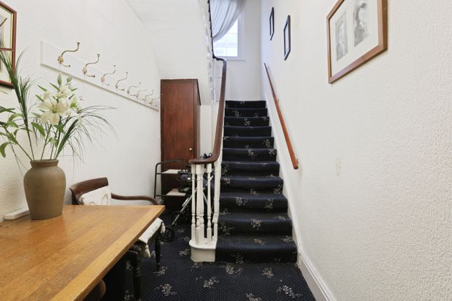 42A, Belle Vue Street, Filey photo 3