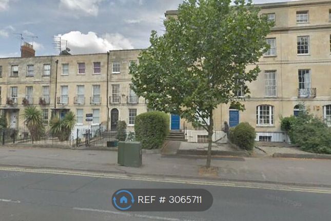 Flat, London Road, Cheltenham photo 2