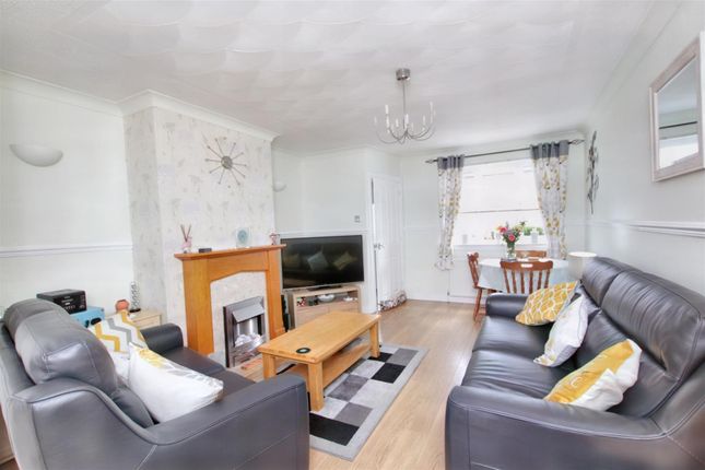 End terrace house for sale in Earn Crescent, Wishaw