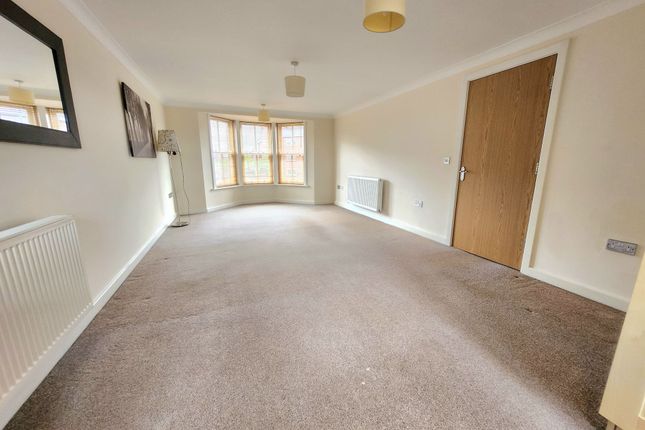 20 Jodrell Drive, Warrington photo 4