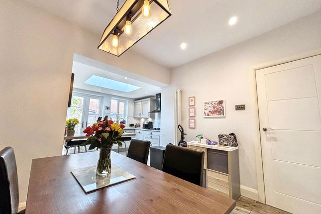 38, Naylor Avenue, Blaydon-on-Tyne photo 4
