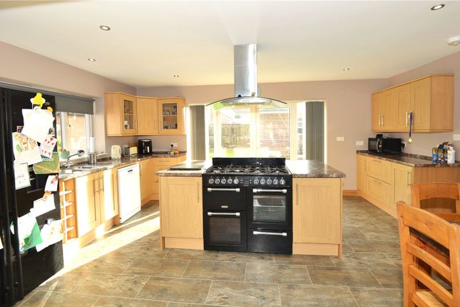 112, Station Road, Fordingbridge photo 2