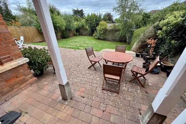 2 Merrist Court, 14 Douglas Avenue, Exmouth photo 2