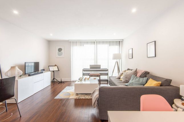 Thumbnail Flat for sale in High Road, Wembley