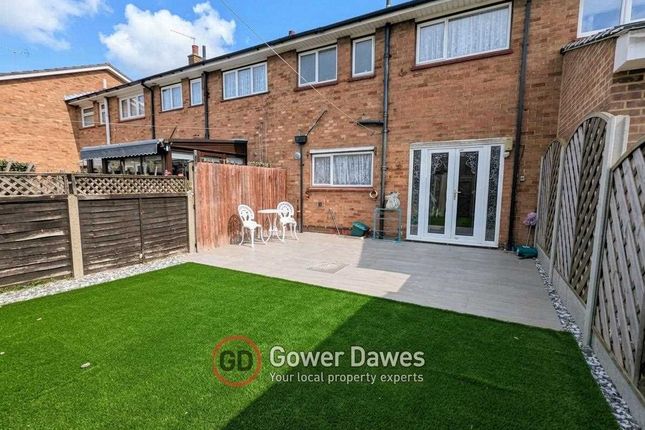 18, Nicolas Walk, Chadwell St.Mary photo 4