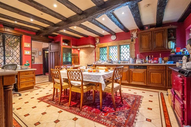 Kitchen.Jpg