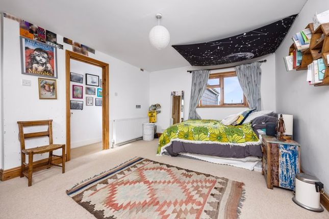 End terrace house for sale in St. Lukes Road, Queens Park, Brighton