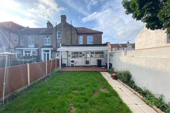 114 Mortlake Road, Ilford photo 4
