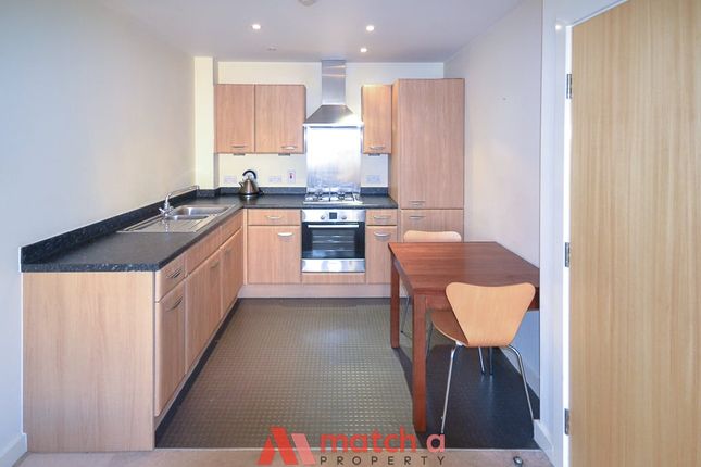 69 Hertford House, Taywood Road, Middlesex photo 3