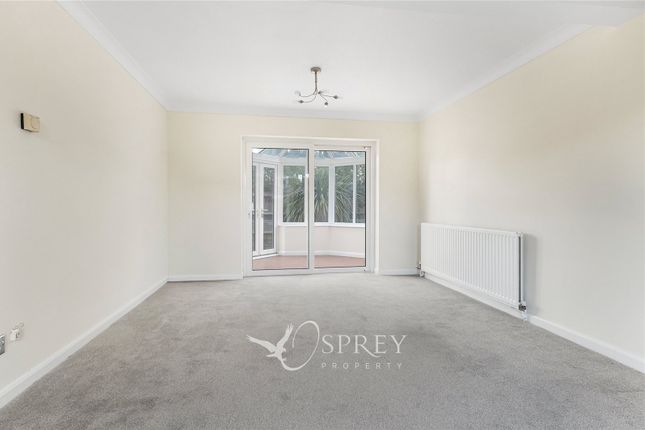 Drapers Close, Northamptonshire, PE8 photo 4