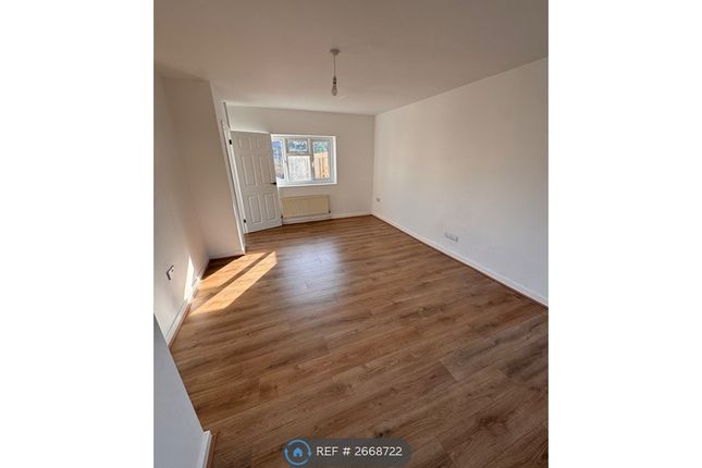 Ackers Road, Woodchurch, Wirral photo 4