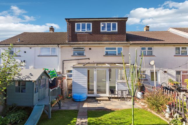 247 Pankhurst Crescent, Stevenage photo 4