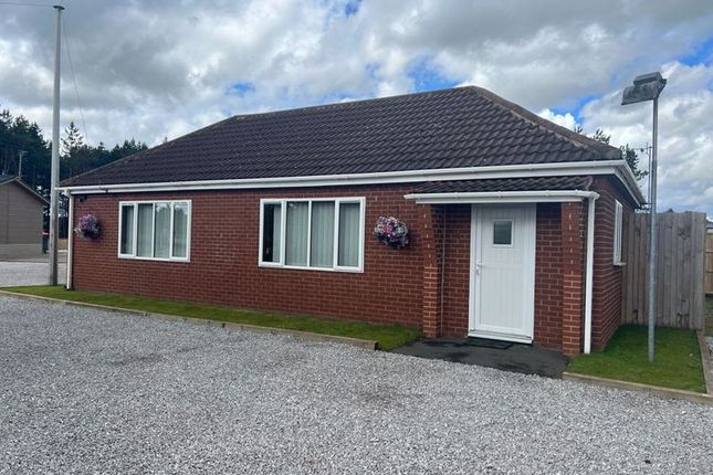 Thumbnail Detached bungalow to rent in High Street, Austerfield, Doncaster
