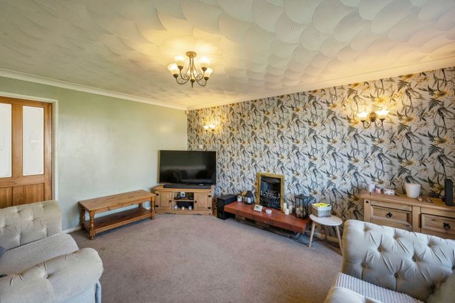 27, Cantley Manor Avenue, South Yorkshire photo 2