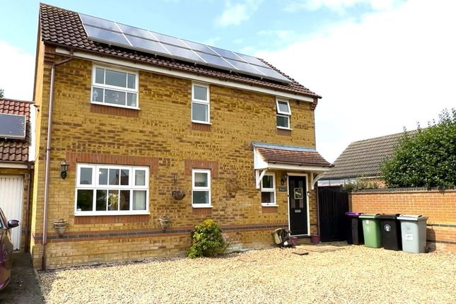 Thumbnail Detached house for sale in Churchfields Road, Folkingham, Sleaford