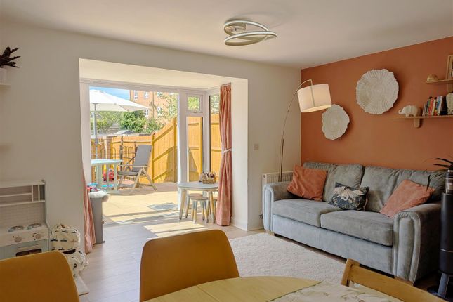 5, Denman Drive, Newbury photo 2