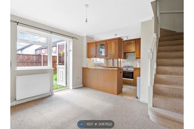 Cambridge Road, West Molesey photo 2