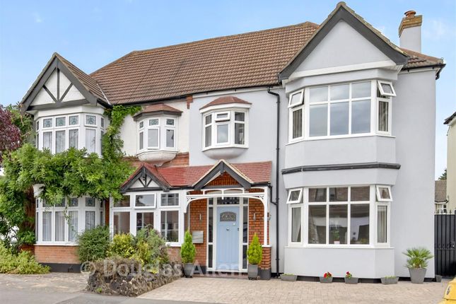 12, Burnway, Hornchurch photo 2