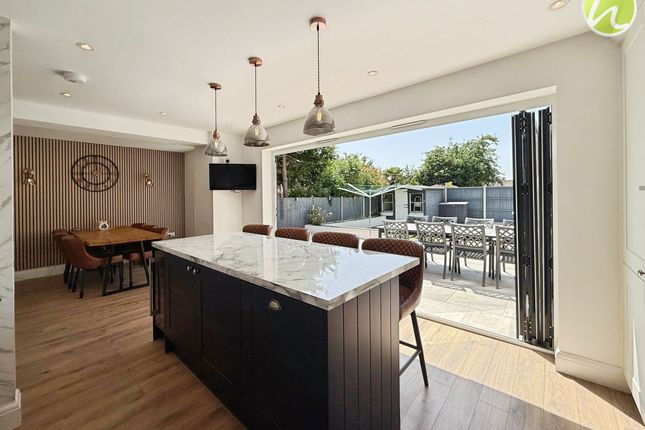 3 Francis Close, Stanford-Le-Hope photo 4
