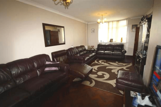 92 Cromwell Road, Hayes photo 3