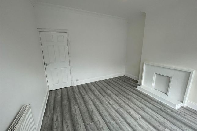 132, Bolingbroke Road, Coventry photo 2