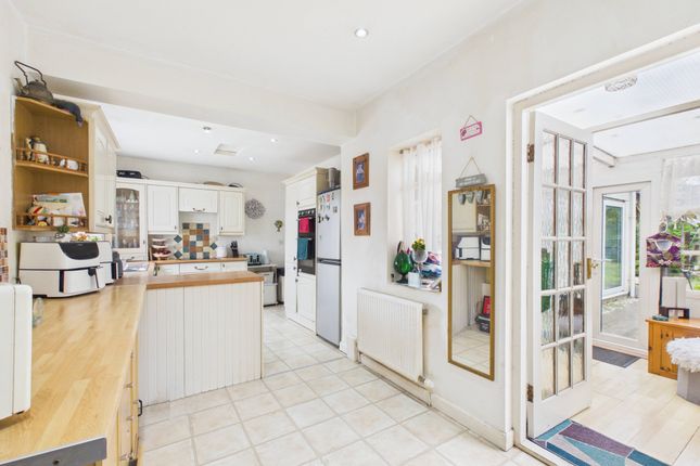 10, Quantock Rise, Bridgwater photo 4