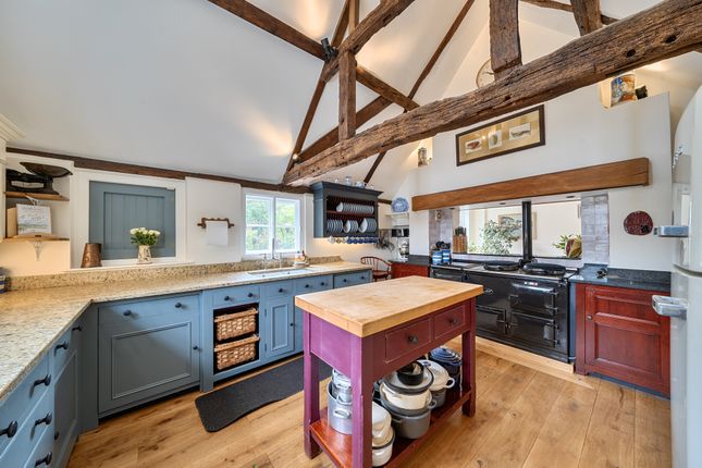 Pynchfield Manor, Old Uxbridge Road, West Hyde, Rickmansworth photo 3
